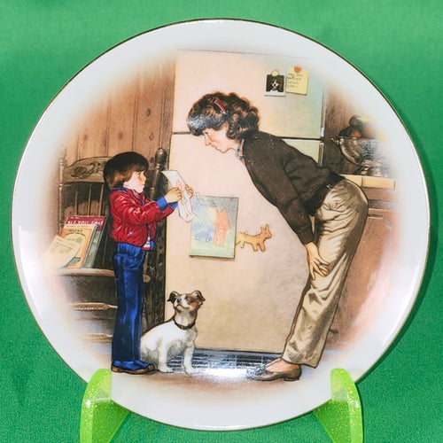 1985 Avon Mother’s Day Commemorative Plate • Tom Newsome • 22K Gold • Vintage