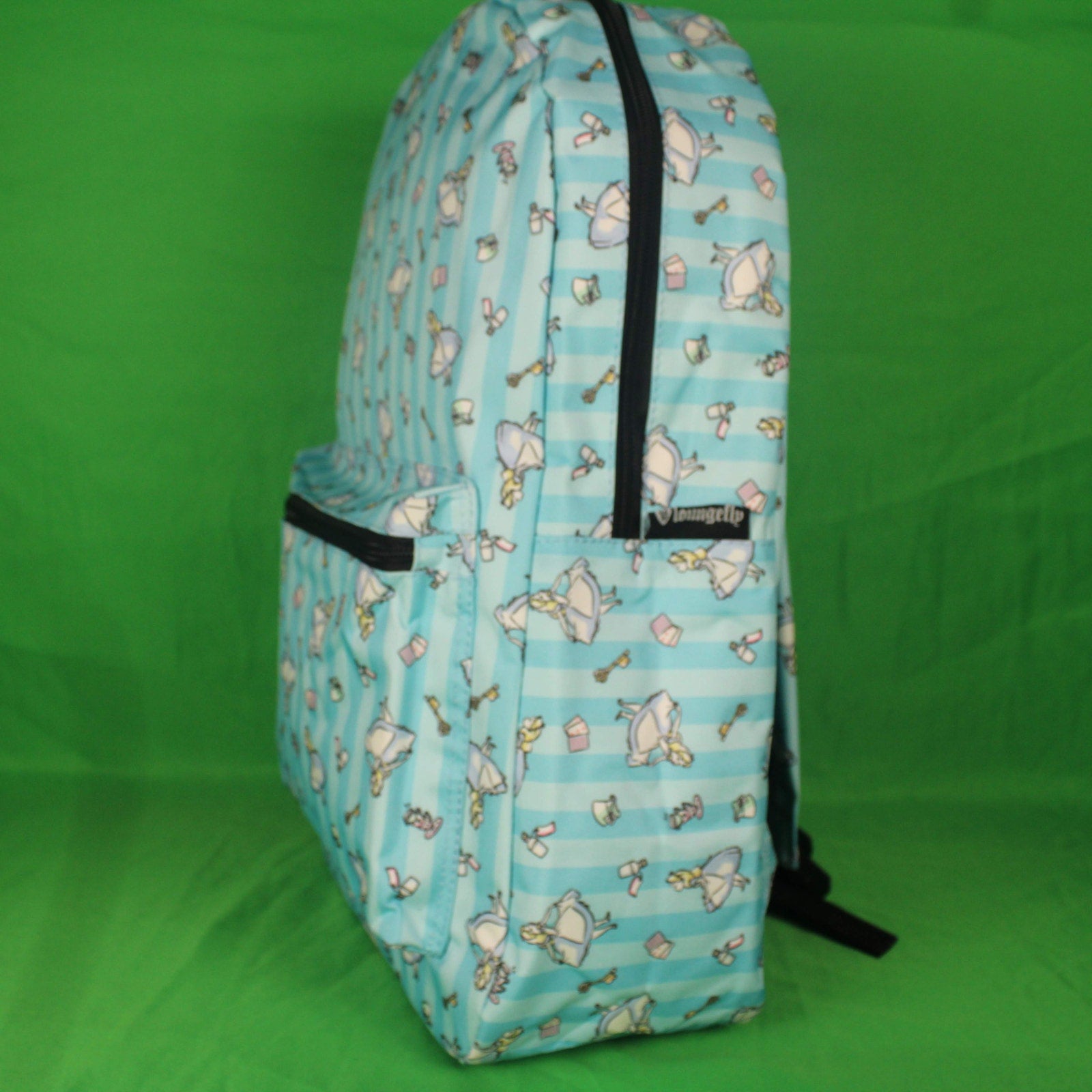 Loungefly Alice in Wonderland Backpack – Heart Logo – 2016 – NWT Mint